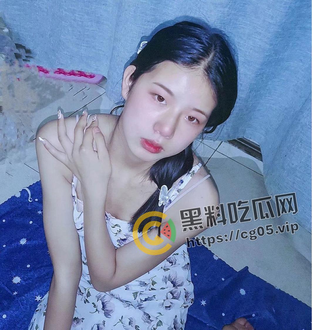 楚雄医专【徐晓艳】宫外孕 分手后私密照片视频被前男友流出 调教自拍 摁头爆操 妥妥的母狗肉便器-3